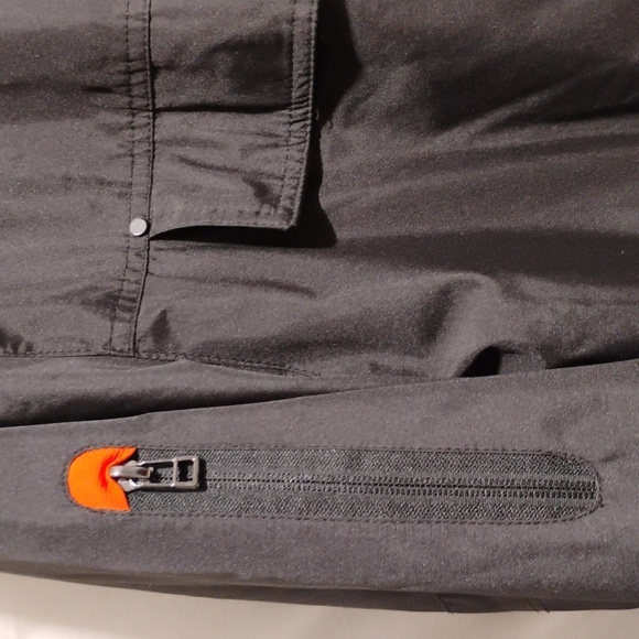 London Fog Winter Coat W Hidden Hood Sz.XL Gently Worn - Picture 7 of 16